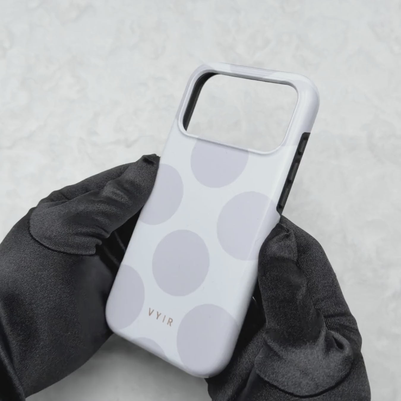 Large Polka Dots, Gris nube - Tough Funda para móvil